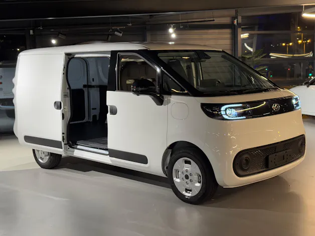 Maxus eDeliver 5 L1 64kWh