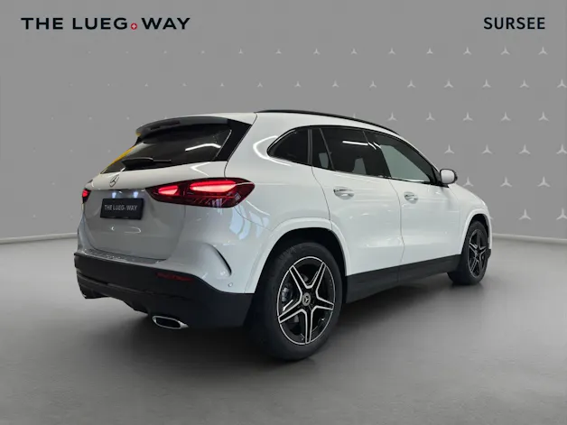 Mercedes-Benz GLA 200 Night Star 7G-DCT