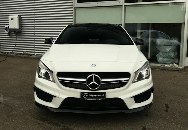 Mercedes-Benz CLA 45 AMG 4Matic Speedshift