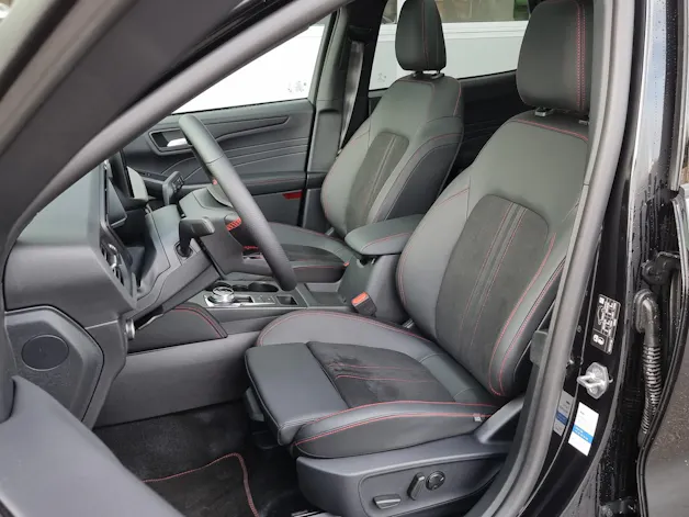 Ford Kuga 2.5 Hybrid ST-Line X 4x4