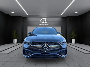 Mercedes-Benz GLA 220 4Matic 8G-DCT