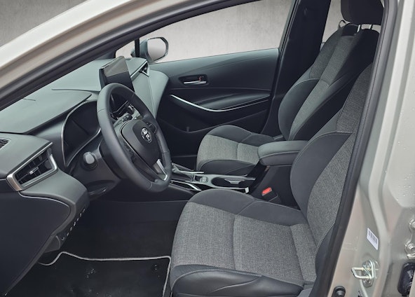 Vehicle image 8 Vehicle image 8