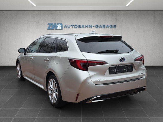 Vehicle image 2 Vehicle image 2