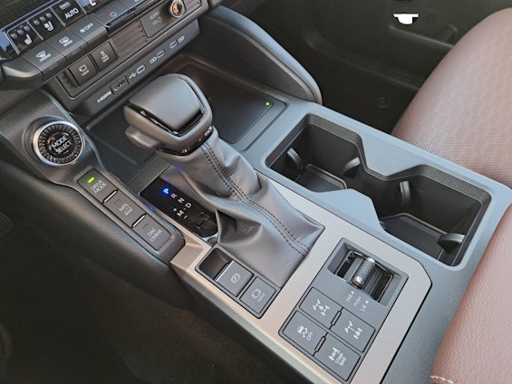 Vehicle image 12 Vehicle image 12