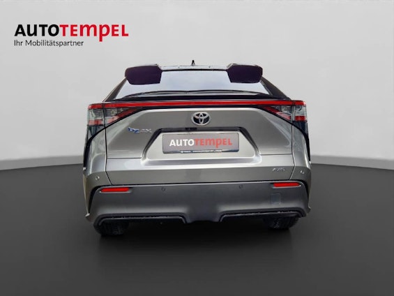 Vehicle image 7 Vehicle image 7