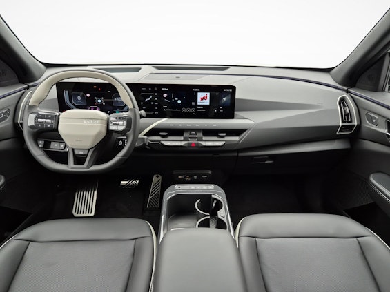 Vehicle image 5 Vehicle image 5