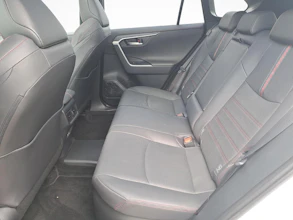 https://vehicle.imgix.net/4170243/bfb27174-b5f0-41c1-9397-33afea5d52b6.jpg