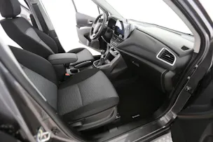 Suzuki S-Cross 1.4 T Sakura Hybrid 4x4