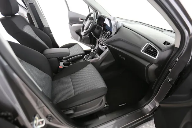 Suzuki S-Cross 1.4 T Sakura Hybrid 4x4