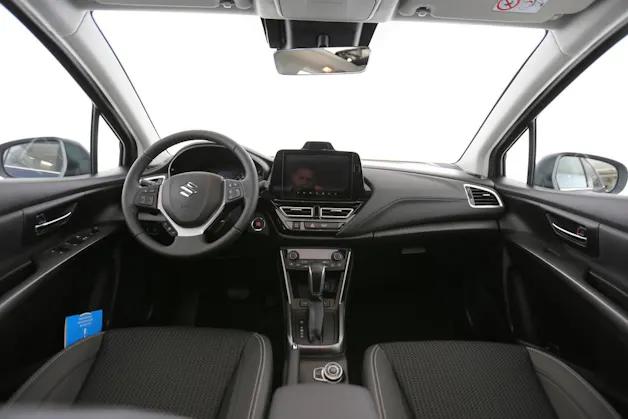 Suzuki S-Cross 1.4 T Sakura Top Hybrid 4x4