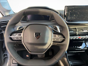 image du véhicule PEUGEOT 208 1.2 PureTech 100 Allure