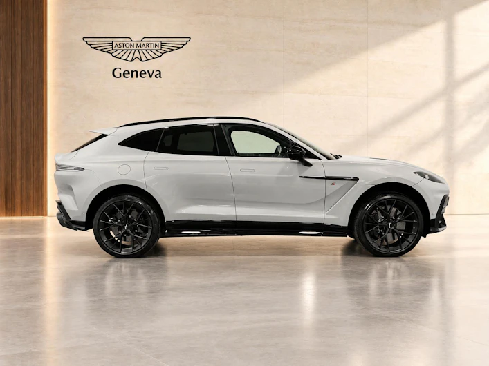 image du véhicule ASTON MARTIN DBX