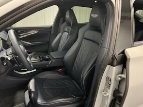 image du véhicule ASTON MARTIN DBX S 4.0 V8 Bi-Turbo