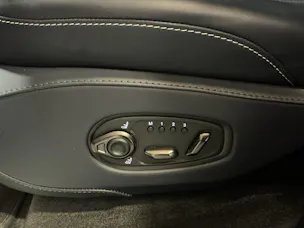 ASTON MARTIN DBX S 4.0 V8 Bi-Turbo