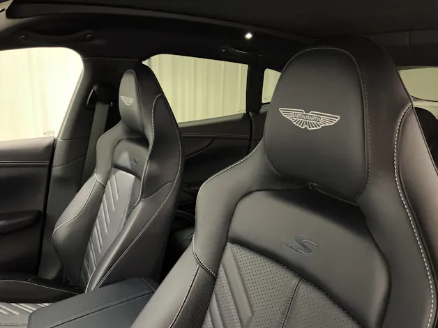 ASTON MARTIN DBX S 4.0 V8 Bi-Turbo