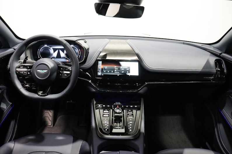 Vehicle image ASTON MARTIN DBX