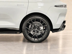 image du véhicule ASTON MARTIN DBX S 4.0 V8 Bi-Turbo