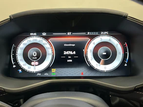 https://vehicle.imgix.net/4170317/e79cce6c-ca45-4cb8-915f-34c772e64f04.jpg