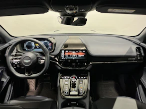 https://vehicle.imgix.net/4170317/ece15b54-7c60-48c1-ba70-673b8e372777.jpg