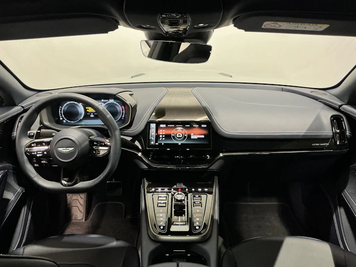 image du véhicule ASTON MARTIN DBX
