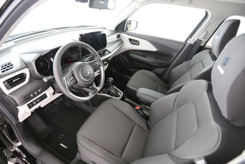 image du véhicule SUZUKI SWIFT