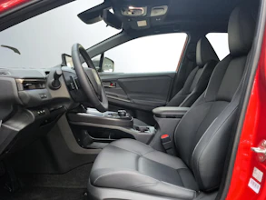https://vehicle.imgix.net/4170360/0e76c712-ea4a-4ccb-8f39-a8f84490606b.jpg