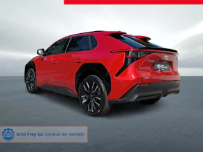 https://vehicle.imgix.net/4170360/d7c6a8b6-470b-421d-b93b-ec24ac2b88e9.jpg