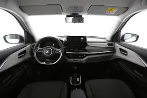 Suzuki Swift 1.2 Sakura Top Hybrid