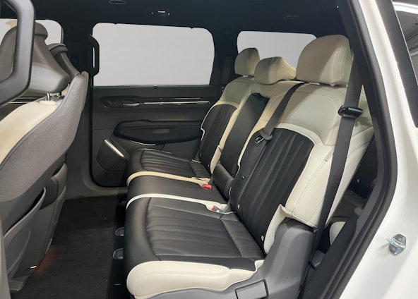 Fahrzeugbild 9 Fahrzeugbild 9