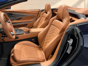 ASTON MARTIN Vanquish Volante 5.2 V12 Bi-Turbo