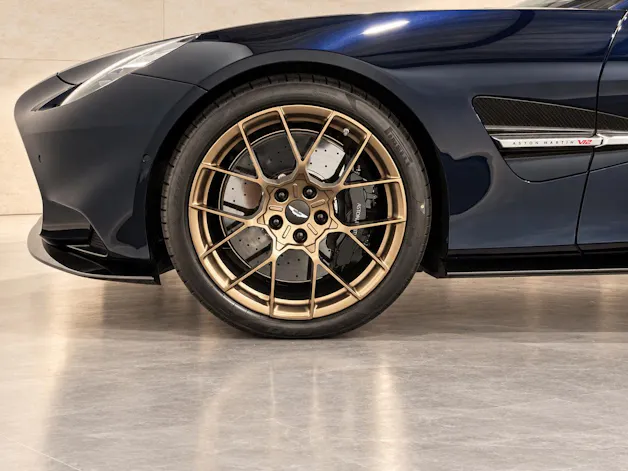 ASTON MARTIN Vanquish Volante 5.2 V12 Bi-Turbo