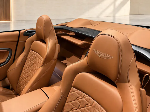 ASTON MARTIN Vanquish Volante 5.2 V12 Bi-Turbo