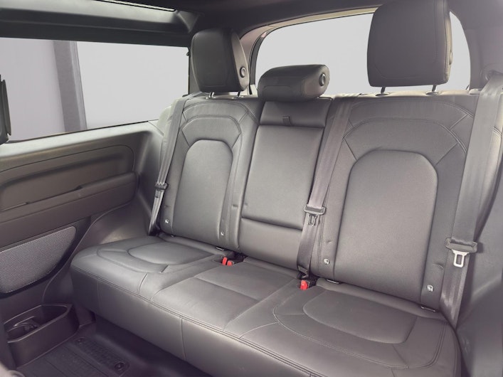 Vehicle image LAND ROVER DEFENDER