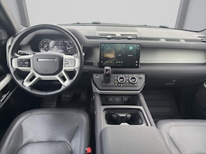 Vehicle image LAND ROVER Defender 90 2.0 Si4 SE 300PS  mit Anhängerkupplung