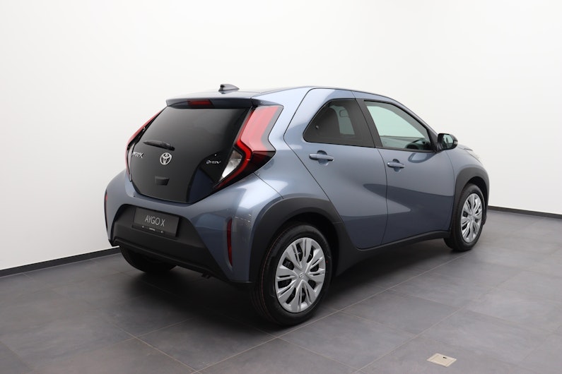 Vehicle image TOYOTA AYGO X