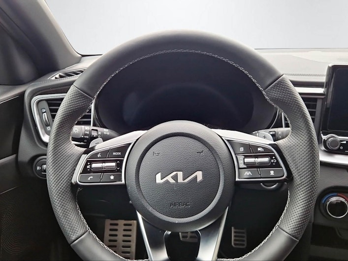 Vehicle image KIA CEED