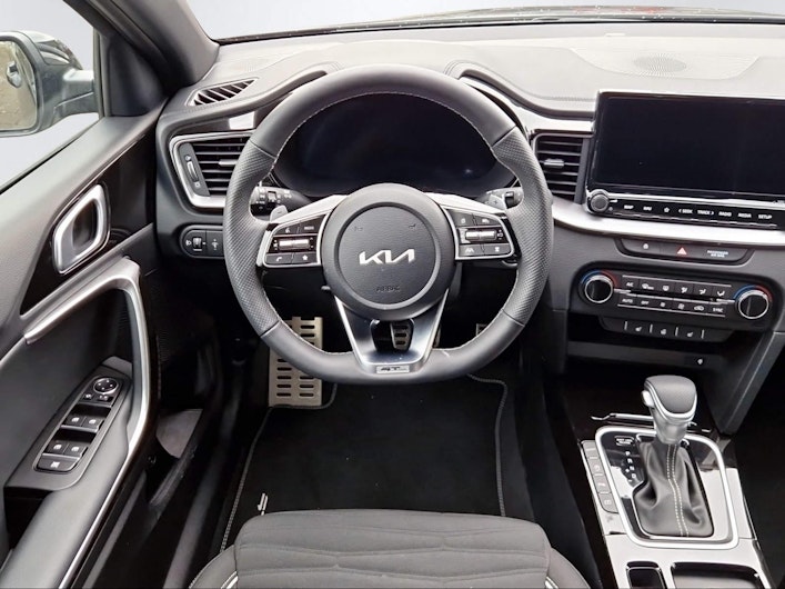 Vehicle image KIA CEED