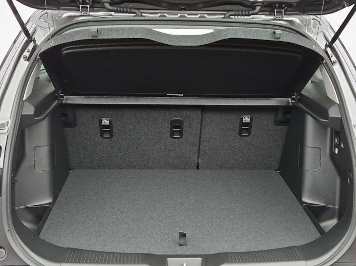 Vehicle image SUZUKI S-CROSS