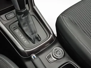 Suzuki S-Cross 1.4 T Sakura Top Hybrid 4x4 - ab 1.99% Leasing