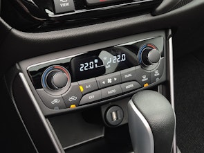 Vehicle image SUZUKI S-Cross 1.4 T Sakura Top Hybrid 4x4