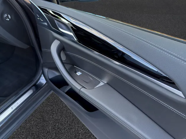 BMW iX3 Impressive