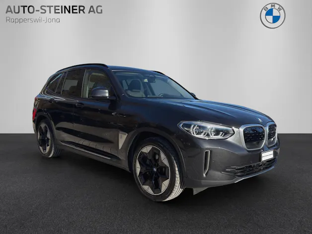 BMW iX3 Impressive