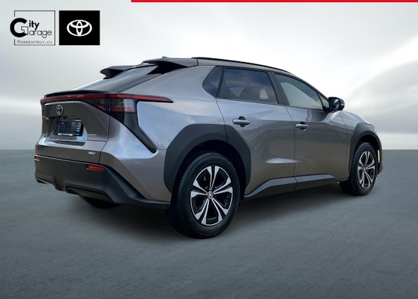 Vehicle image 10 Vehicle image 10