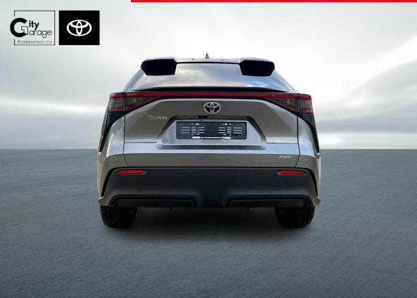 Vehicle image 8 Vehicle image 8