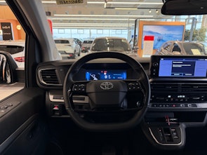 Vehicle image TOYOTA PROACE Verso L2 75KWh Trend