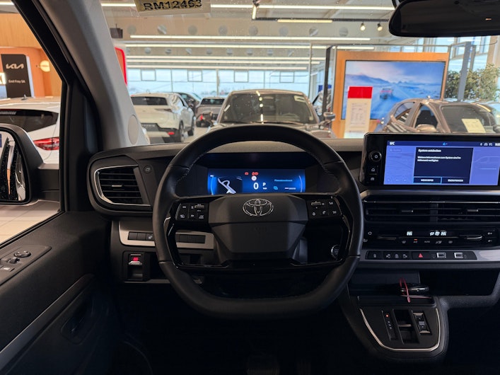 Vehicle image TOYOTA PROACE