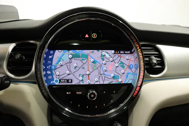 Mini F56 Cooper SE