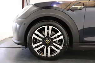 Mini F56 Cooper SE