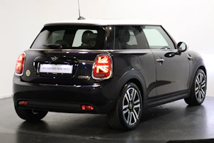Fahrzeugbild MINI F56 Cooper SE