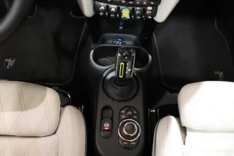 https://vehicle.imgix.net/4170522/fb07971f-32af-4d68-9306-8af555fe06c9.JPG